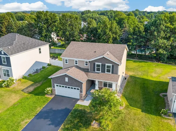 524 Aidan Cv, Eagan, MN 55123