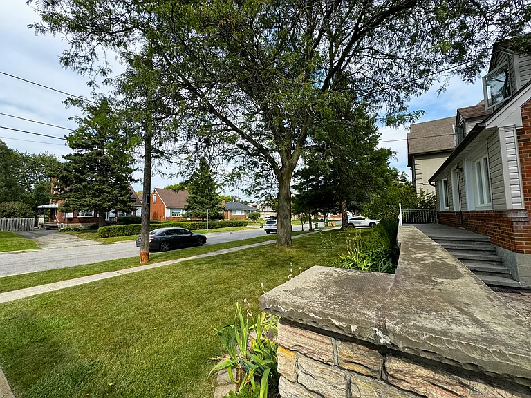 5 Lanbrooke Ave — Photo 16