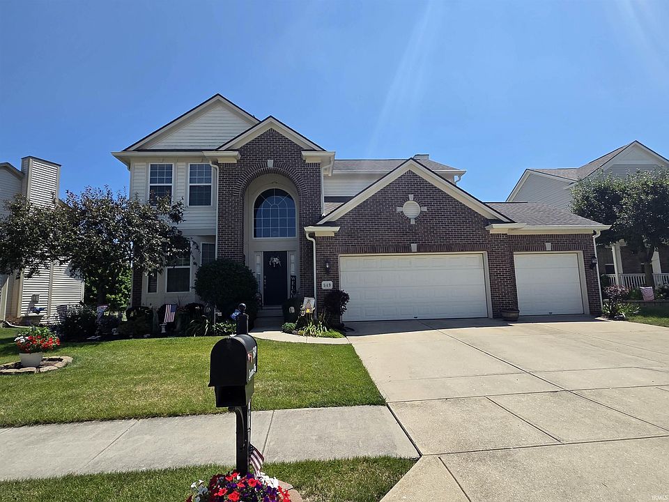 1st image of 549 Lynton Way