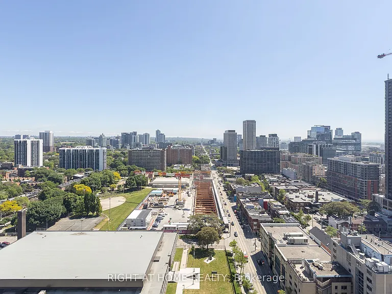 100 Queen St E #2805 — Photo 23