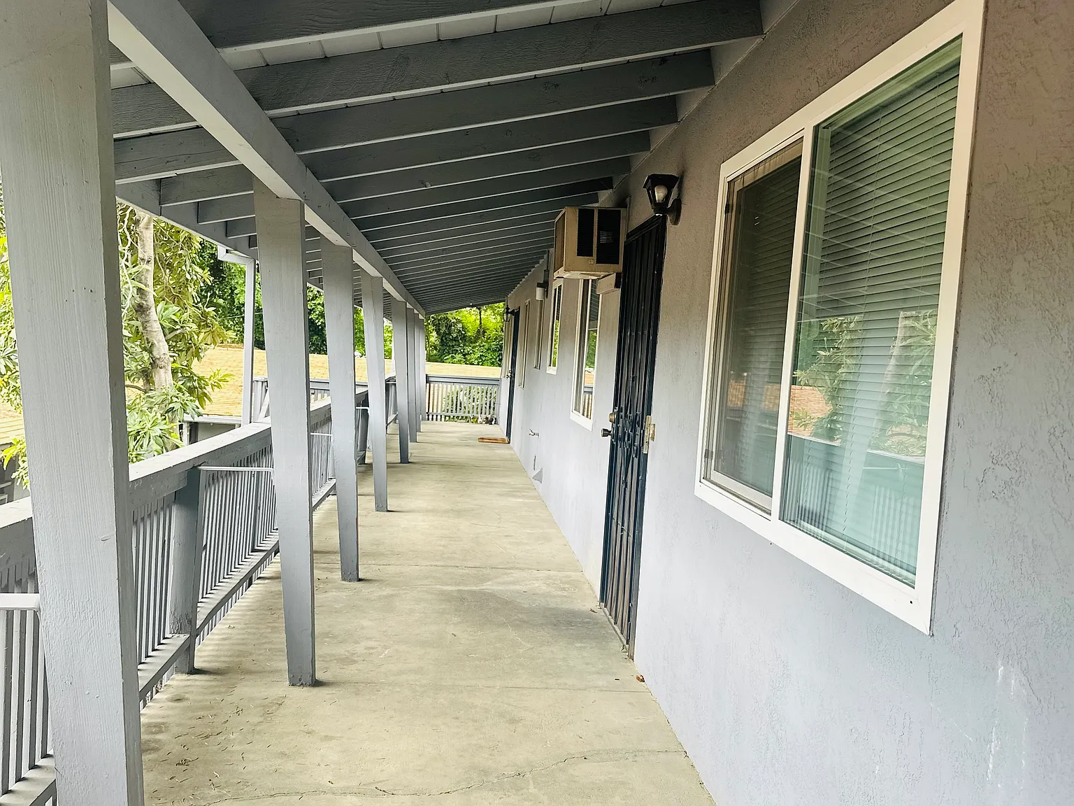 1707 W Swain Rd — Photo 4