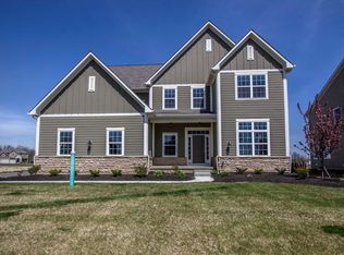2465 Bryn Mawr Dr, Lewis Center, OH 43035