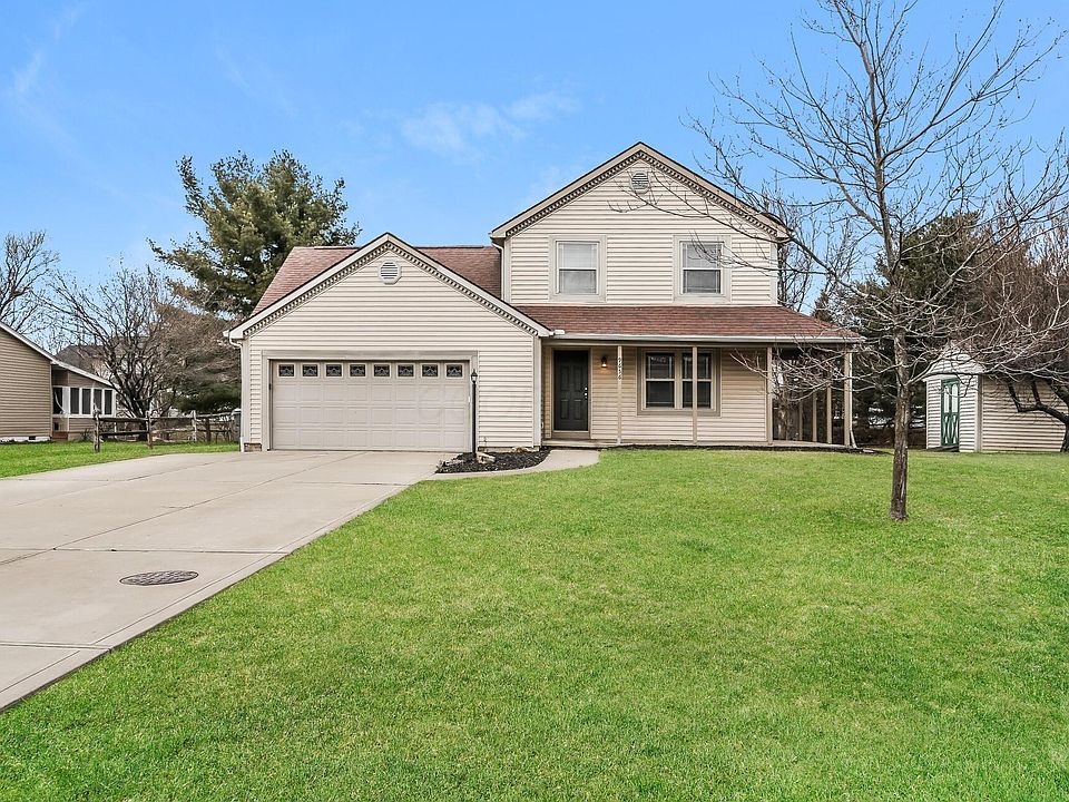 1st image of 9656 Meadow Wood Dr