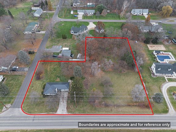 2nd image of 27644 Fawn River Rd