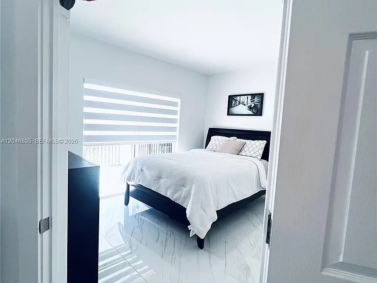 3410 Coral Way #Penthouse 05 — Photo 21