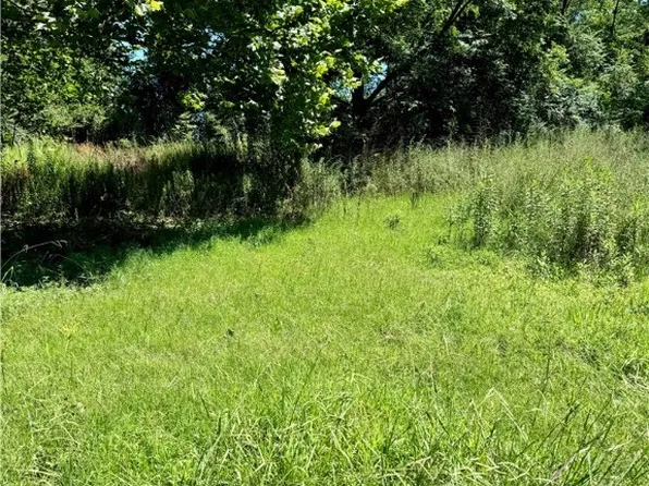 Grand Juniper Rd, Van Buren, AR 72956