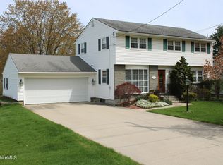 597 Williams St, Pittsfield, MA 01201