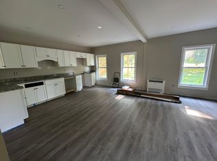 5 Pine St #1B, Northfield, MA 01360