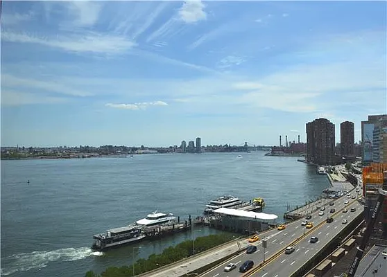 Rented by RELO REDAC INC. | media 15