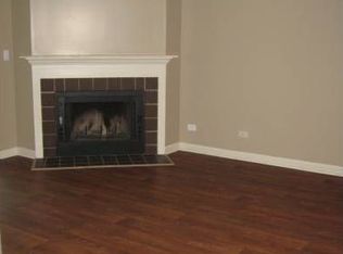 1636 Brookdale Rd APT 13, Naperville, IL 60563