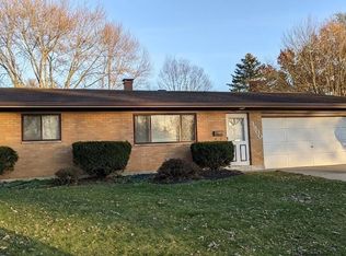 3900 Pobst Dr, Kettering, OH 45420