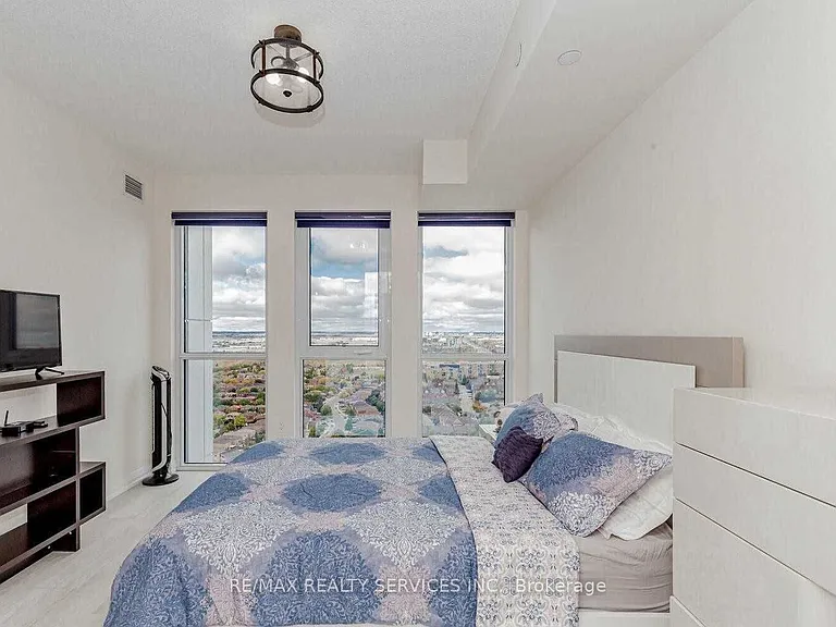 35 Watergarden Dr #2517 — Photo 18