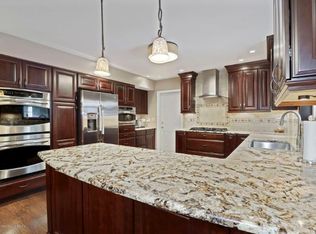 3 Banyan Ct, Jackson, NJ