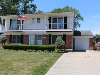 29341 Jefferson Ave #29345, Saint Clair Shores, MI, 48081