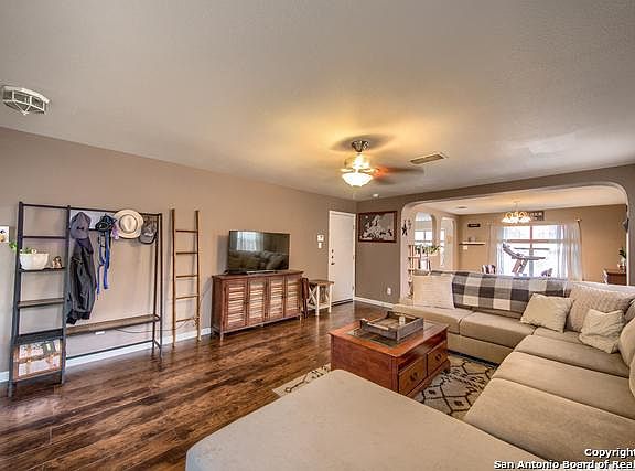 5th image of 9526 Shetland Ct