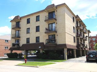 9815 Lawrence Ct APT 2D, Schiller Park, IL