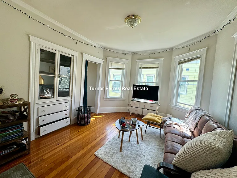 101 Heath St #33 — Photo 2