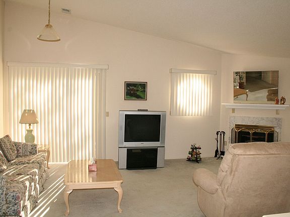 5th image of 4931 Oakhill Dr #1