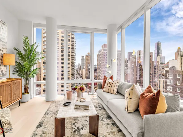 501 Third Avenue 23E image 1 of 16