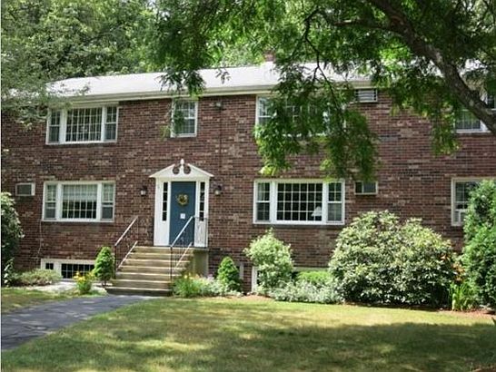 1st image of 9 Myles Standish Dr Unit 8
