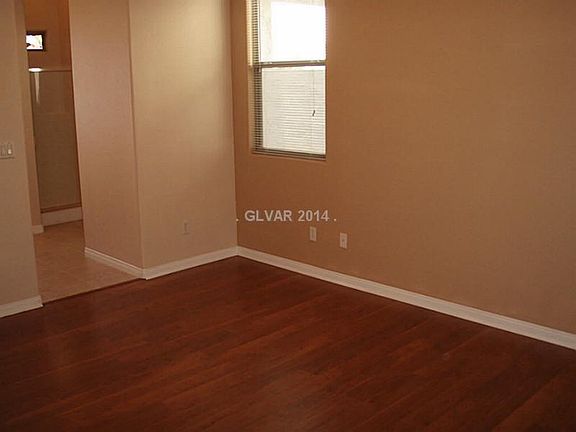 5th image of 6909 Gothic Marigold St
