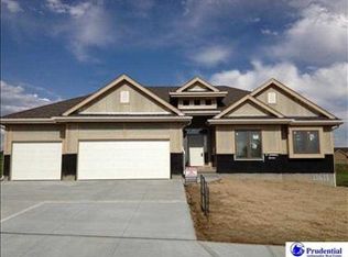 11611 S 202nd St, Gretna, NE 68028