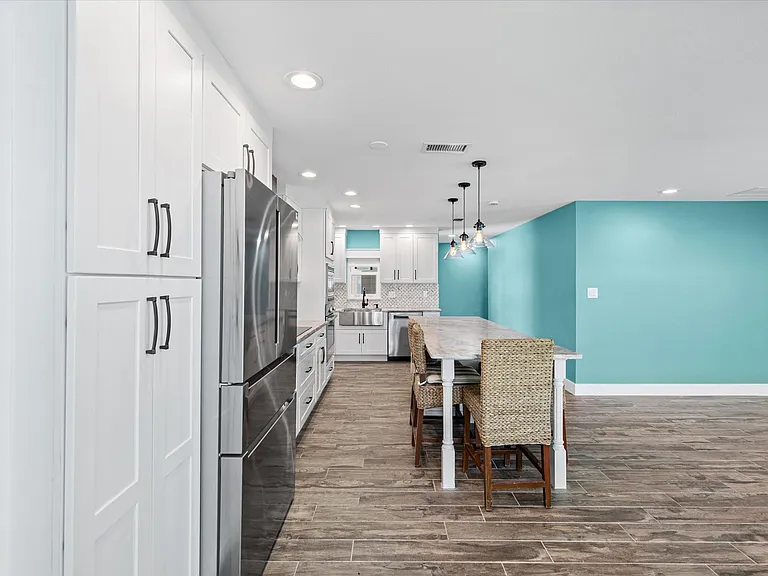 6323 Bayou Grande Blvd NE — Photo 9