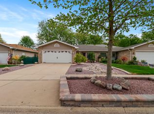 8573 Kleinman Rd, Highland, IN 46322