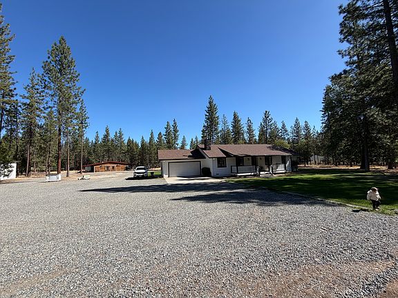 2nd image of 511 Patterson Creek Rd