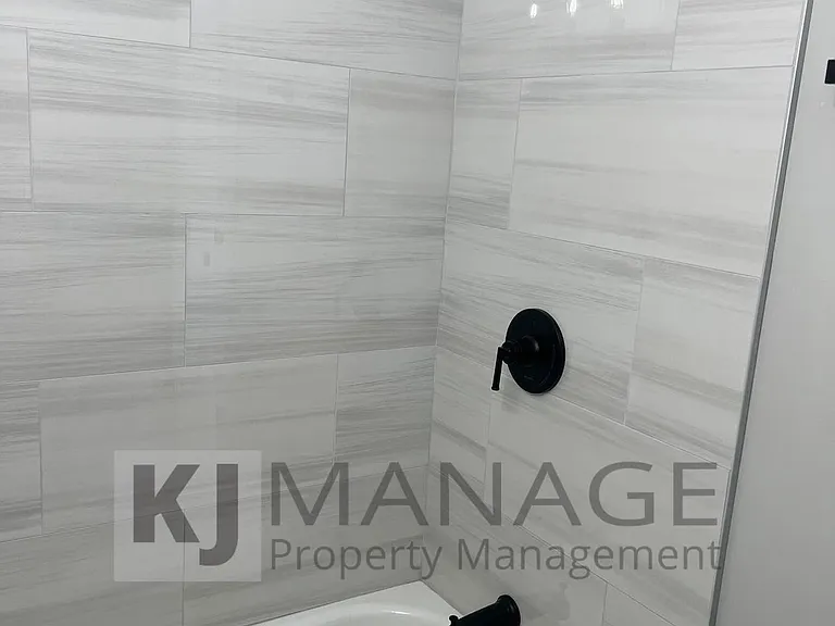 32443 Muskegon Ct — Photo 13