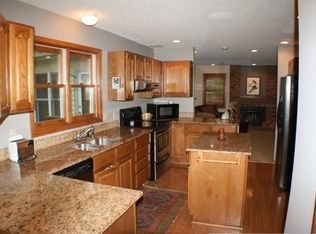 12565 Dorchester Trl, Apple Valley, MN 55124