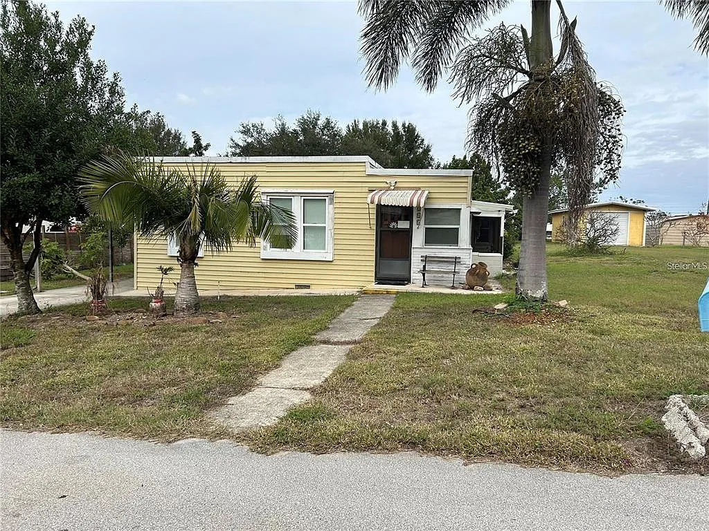 2 bed, 2.0 bath, 1342 sqft, $1,600 — Photo 1