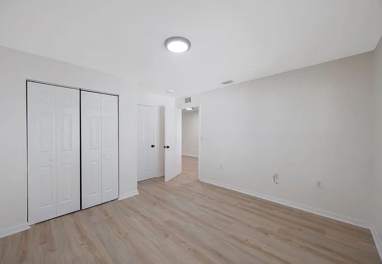 966 22nd Ave S #101 — Photo 10