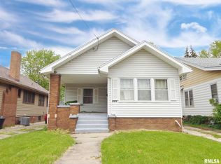 2111 W Barker Ave, West Peoria, IL