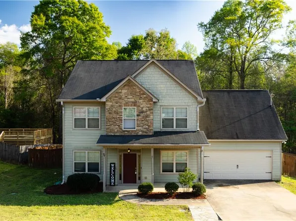 171 Misty Forest Dr, Phenix City, AL 36869
