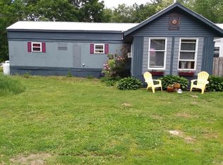 44 Hardy St, Madison, ME 04950