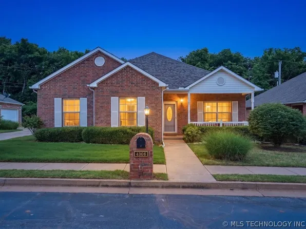 4306 Greentree Way #13, Sand Springs, OK 74063