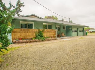 38675 SW Hartley Rd, Gaston, OR 97119