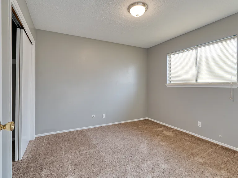 11912 Indian School Rd NE #6 — Photo 10