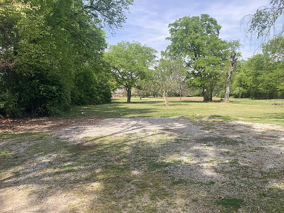 4th image of 3140 Anderson Rd