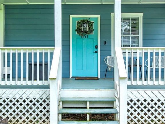 5th image of 1821 Clearwater Dr SE