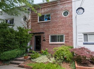 2335 Huidekoper Pl NW, Washington, DC 20007