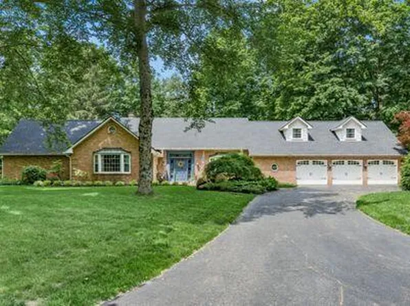 8176 Jefferson Dr, Canal Winchester, OH 43110