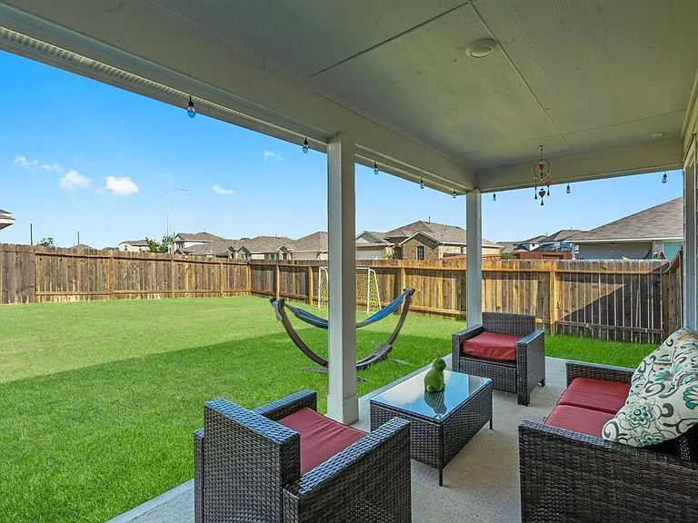4115 Magliana Ln — Photo 31