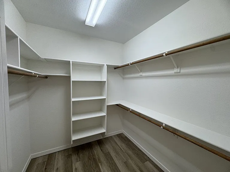 4263 E Medicine Bend Rd — Photo 6