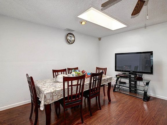 5th image of 6813 Southwood Way