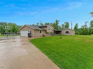 355 S Pricetown Rd, Diamond, OH 44412