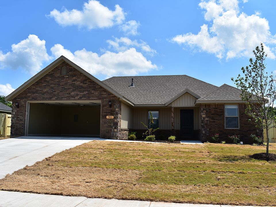 1st image of 781 Crawford Ln