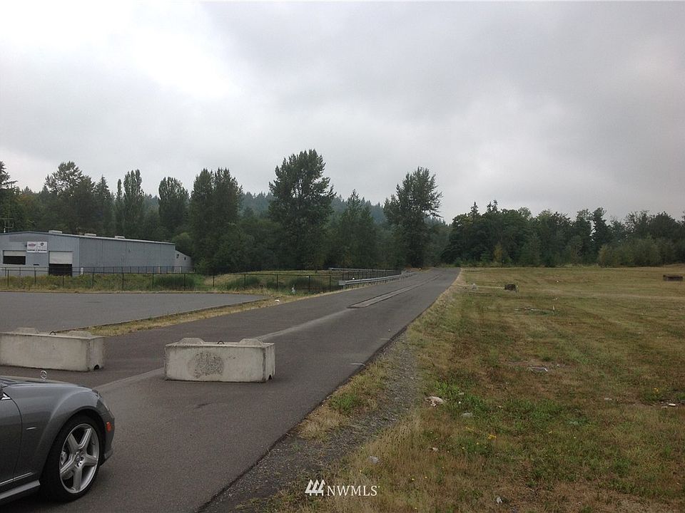 1st image of 4112 Bakerview Spur Road