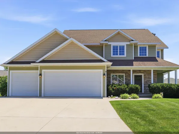 W5261 Arbor Vitae Ct, Sherwood, WI 54169